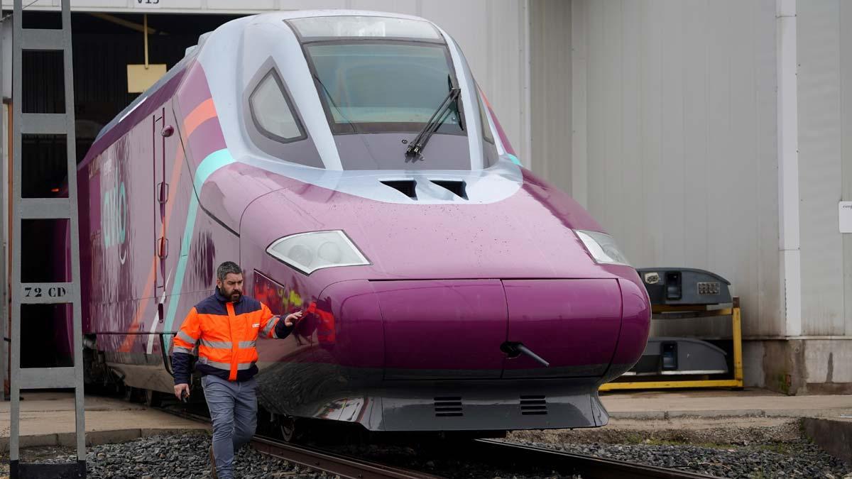 Presentación del AVE barato de Renfe