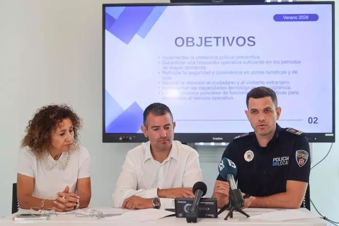 La Policía Local de Sant Antoni presenta su dispositivo especial de verano