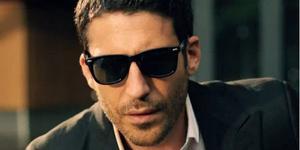 Penélope Cruz dirigeix un polémic vídeo de llenceria.