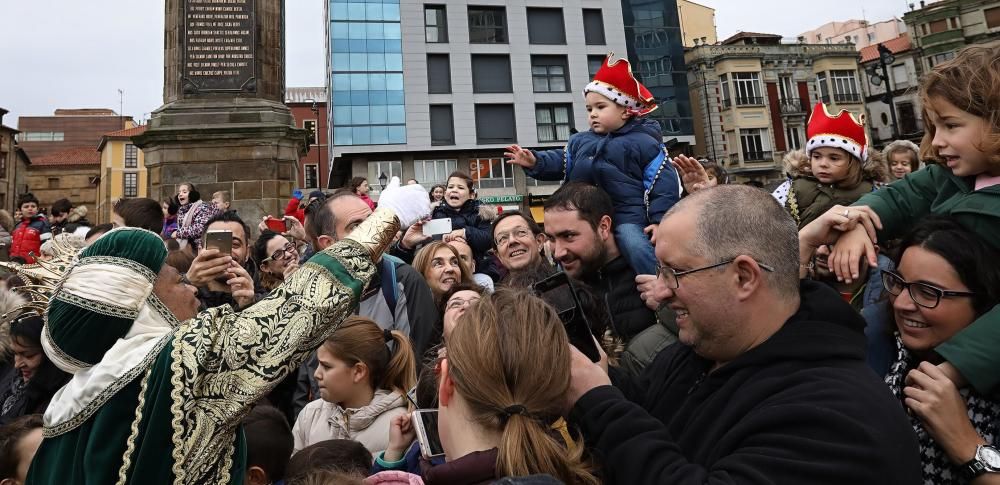 Los Reyes Magos llegan a Gijón