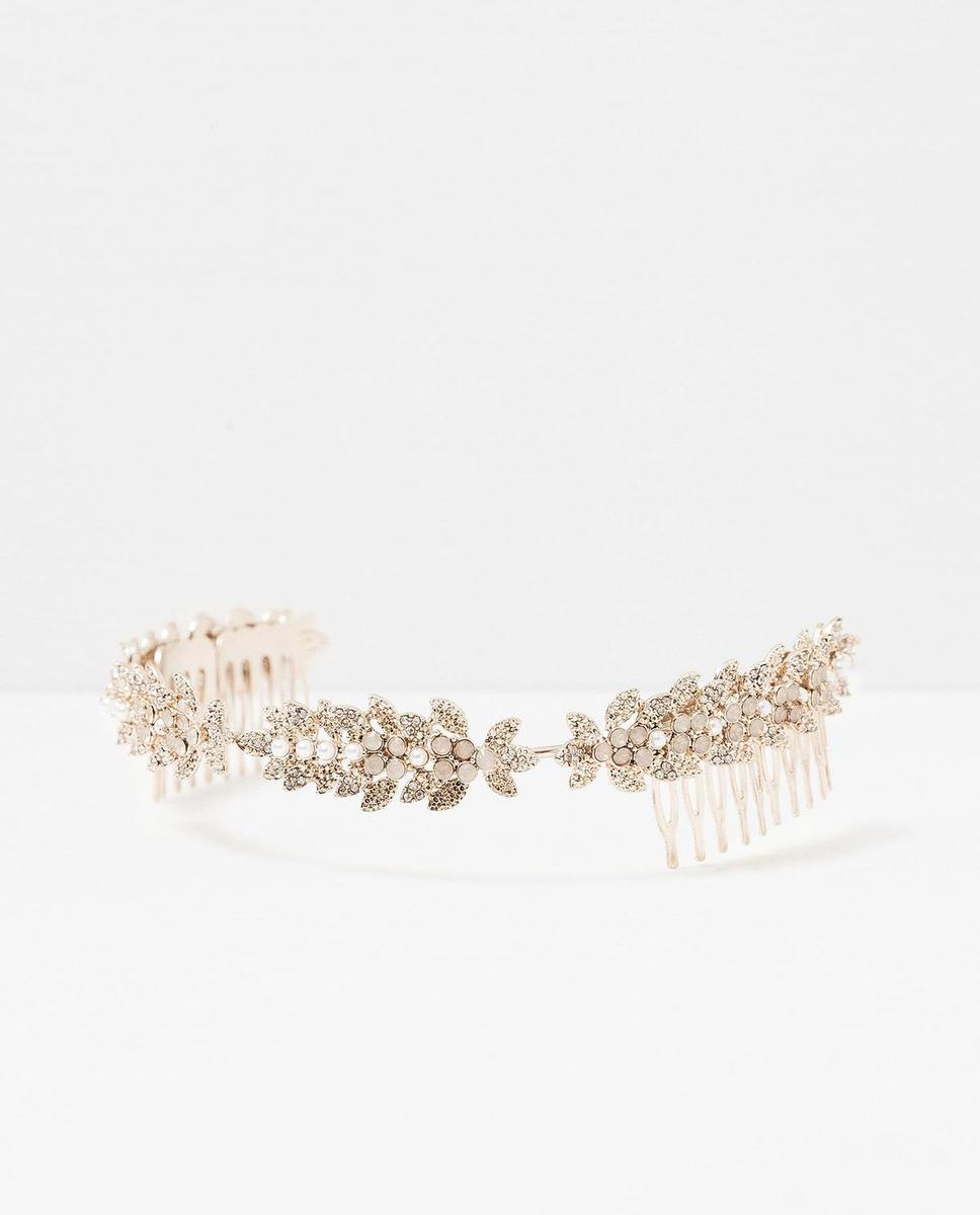 Diadema de hojas de Zara (15,95€)