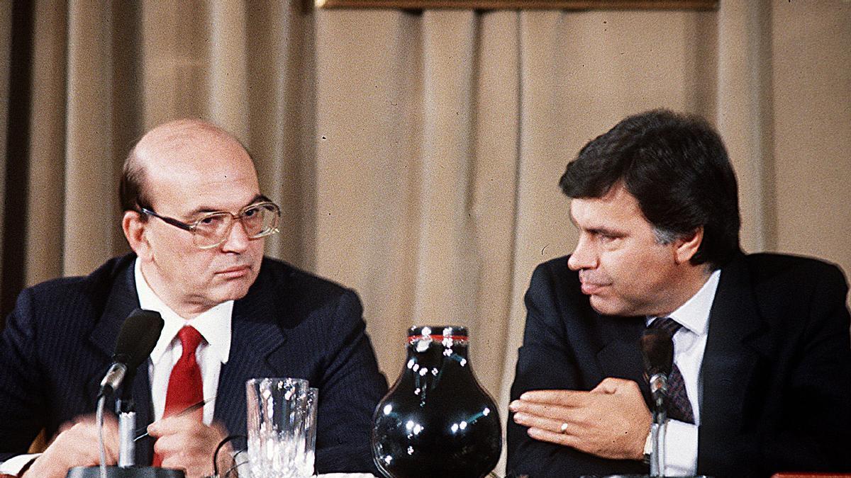 Bettino Craxi, junto a Felipe González.