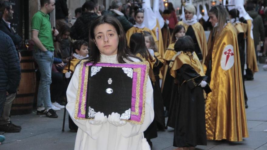 Semana Santa en Pontevedra | El Silencio arropa al Nazareno