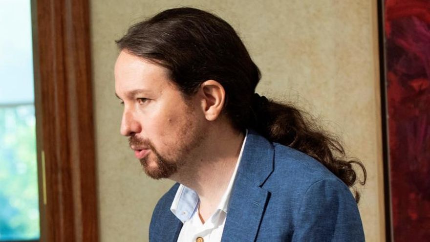 Pablo Iglesias dejará el escaño durante tres meses.