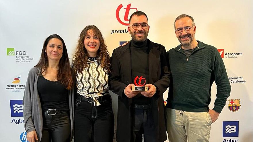 Montse Ferrer (regidora de l'Ajuntament de Moià), Nerea Campo (comissària) Eudald Van der Pla (director festival Ex Abrupto) i Gabriel Rosselló (regidor de cultura de l'Ajuntament de Moià)