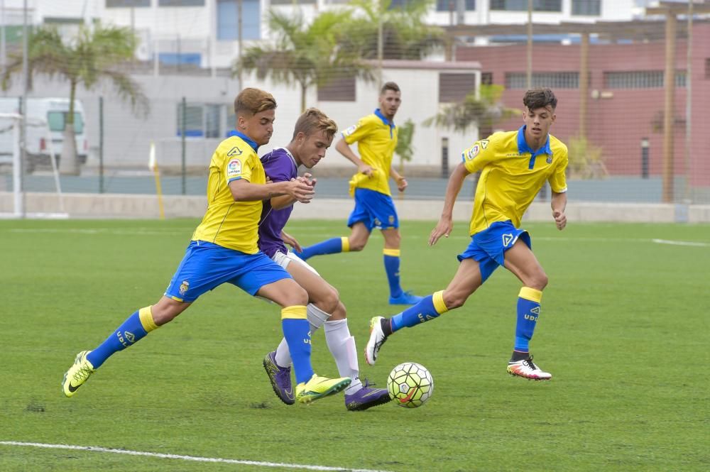 Partido de juvenil división de honor entre UD ...