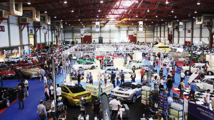 Instantánea del Salón AutoClássico que se celebra en Porto.