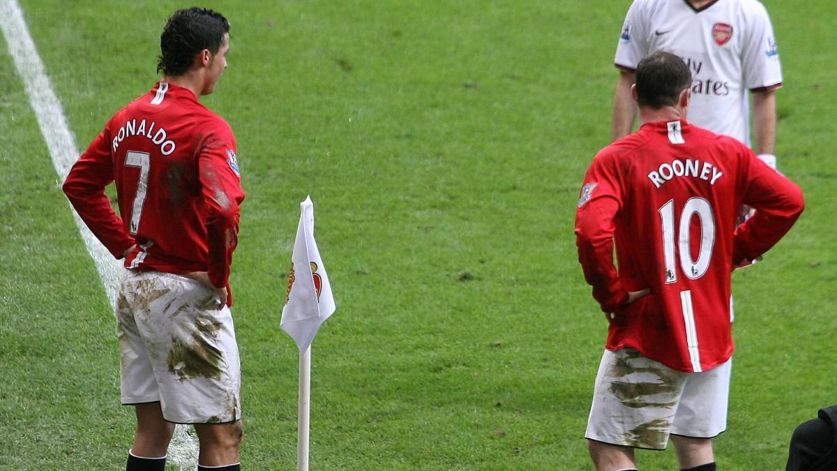 Rooney y Cristiano en un partido del Manchester United