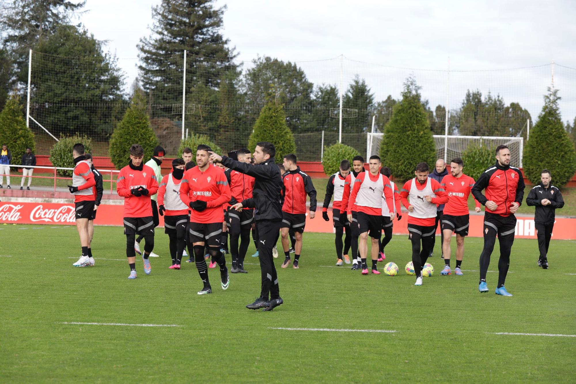 EN IMÁGENES: Primer entrenamientos del Sporting tras el cierre del mercado de fichajes de invierno