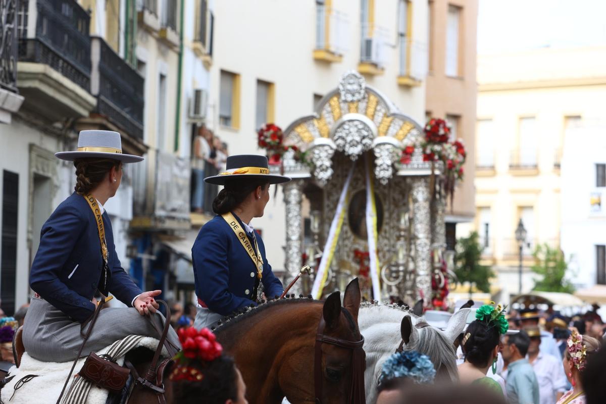 La hermandad del Rocío de Córdoba se pone en camino