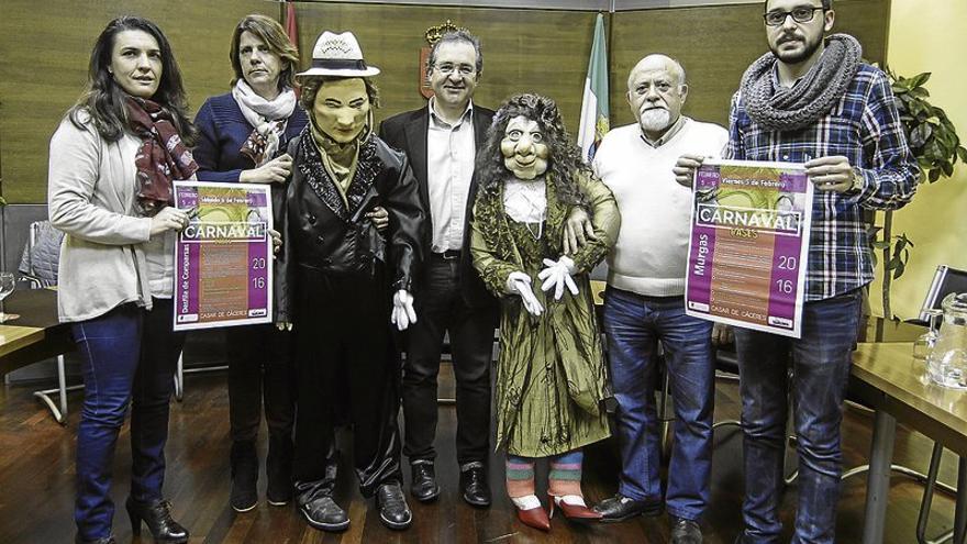 Los bujacos de Casar de Cáceres vuelven a ser los protagonistas en el carnaval