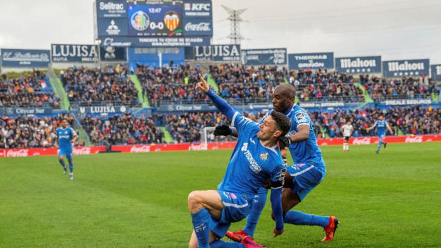 El Getafe fue un ciclón en el Coliseum ante un desdibujado Valencia