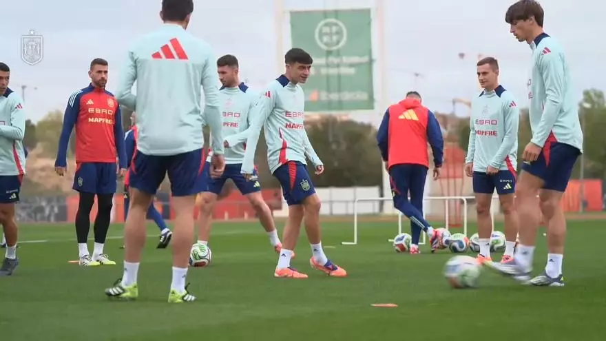 España prepara el partido frente a Bulgaria tras vencer a Georgia