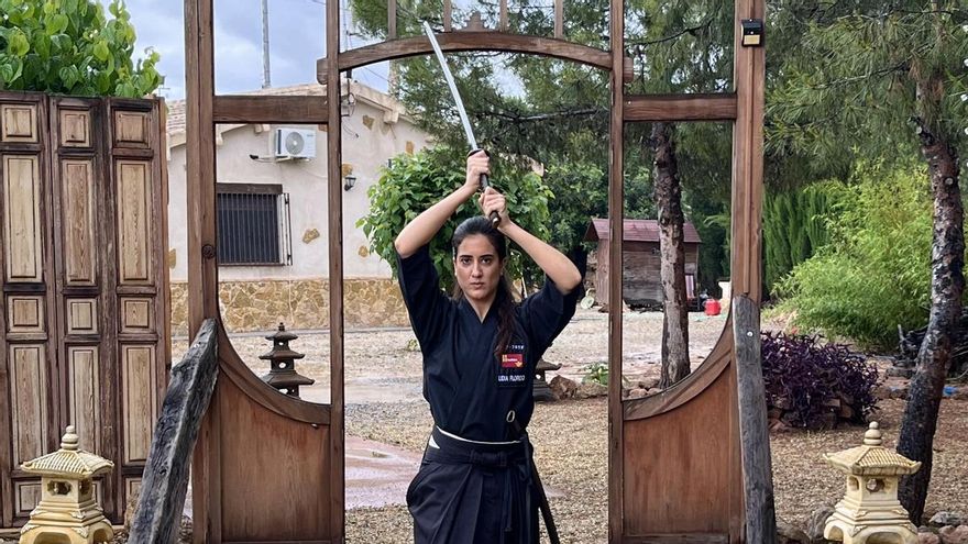 Lidia Florido: &quot;El Iaido ayuda a la autoestima de mujeres que han vivido situaciones difíciles&quot;
