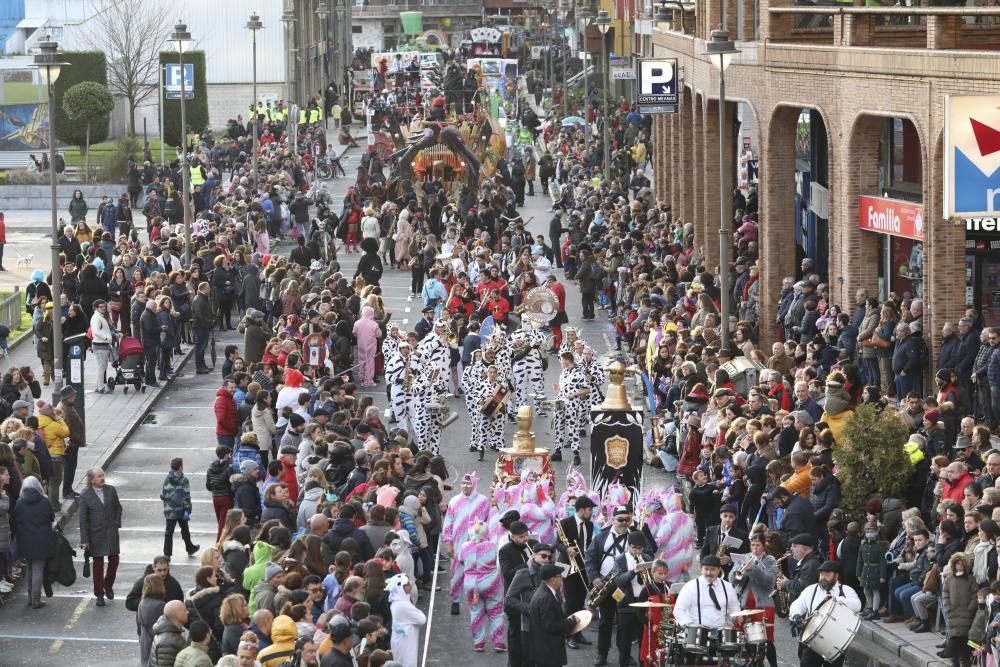 Desfile de Antroxu en Avilés