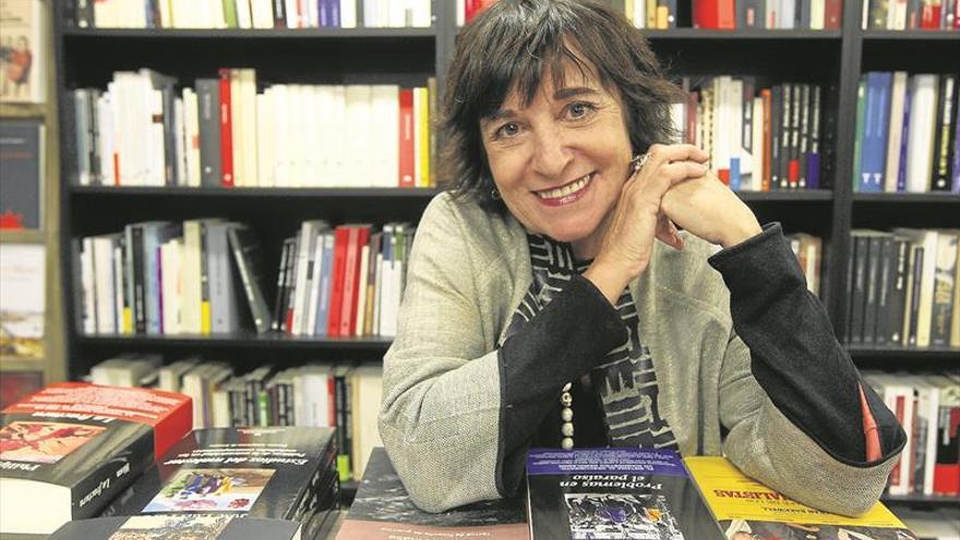 Rosa Montero dice que el Premio de las Letras «tapa» su inseguridad