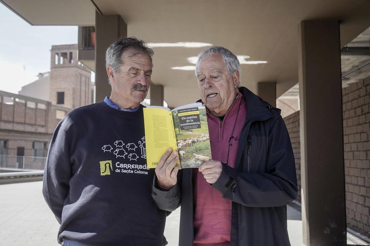 Joan Rovira i Jodi Bastart, autors del llibre "Els camins de la transhumància"