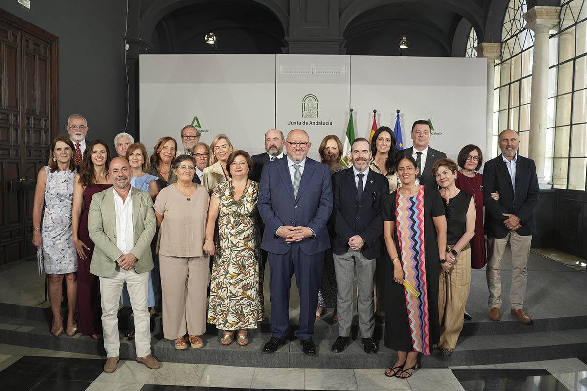 Córdoba Toma de posesión de Manuel Torralbo como rector de la UCO Universidad de su segundo mandato en Sevilla ante el presidente Juanma Moreno