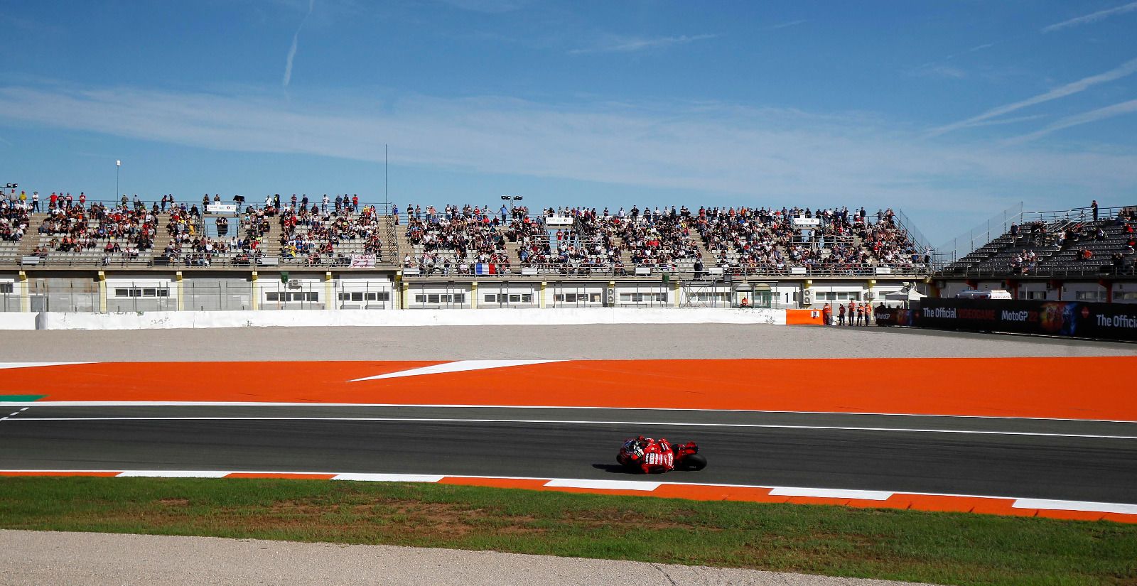 Ambiente entrenamientos MotoGP