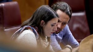 La portavoz parlamentaria en el Congreso, Irene Montero, y el secretario general, Pablo Iglesias, el pasado 21 de mayo, en el Congreso.