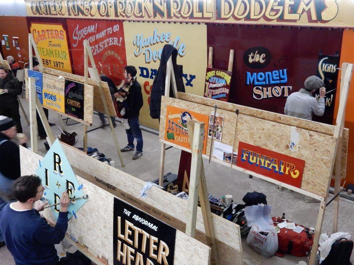 "Abnormal Letterheads" de Joby Carter en Inglaterra, en 2016