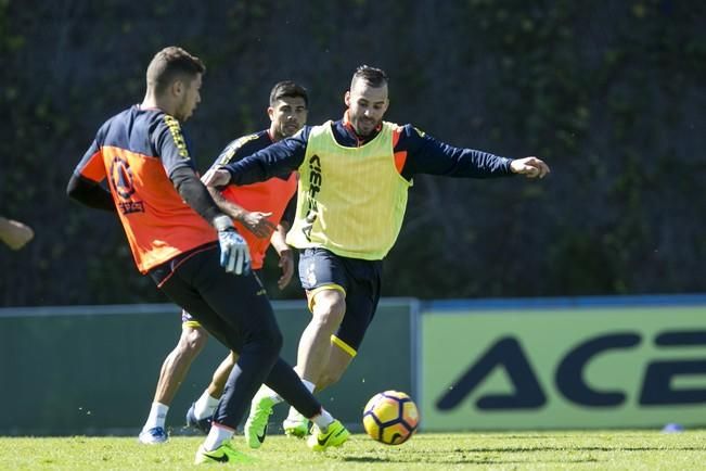 FÚTBOL PRIMERA DIVISIÓN UD LAS PALMAS