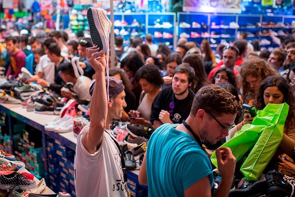 Marcas como Nike o Adidas, con hasta un 80% de descuento en la Feria Outlet de Torre Pacheco