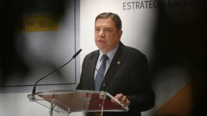 Archivo - El ministro de Agricultura, Pesca y Alimentación, Luis Planas, clausura el acto de presentación de los trabajos para la elaboración de la Estrategia Nacional de la Alimentación (ENA).