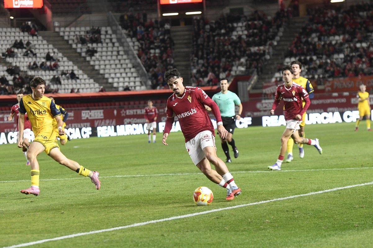 Revive la victoria del Real Murcia frente al Alcorcón, en imágenes