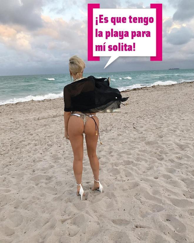 Lady Gaga tiene la playa para ella sola