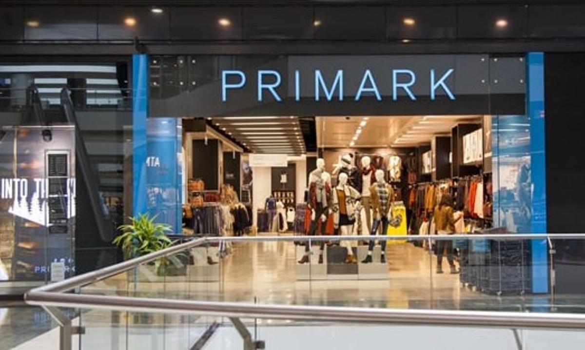 Tienda de Primark en el cento comercial As Cancelas