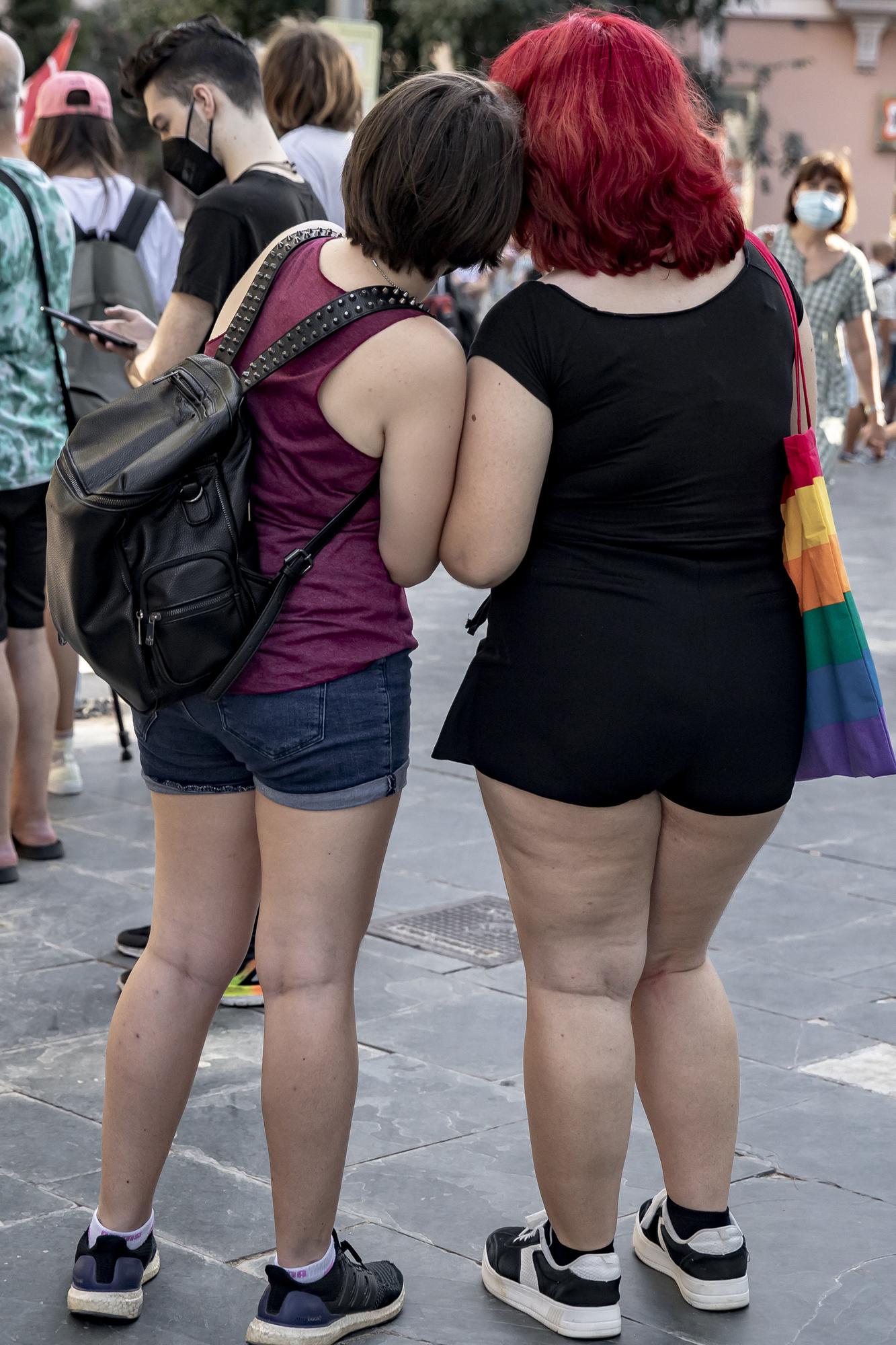 Un millar de personas se manifiesta en Palma en pro del colectivo LGTBI