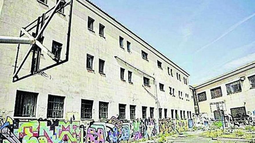 El edificio de la antigua cárcel de Palma que acogerá la nueva residencia de estudiantes de la UIB.