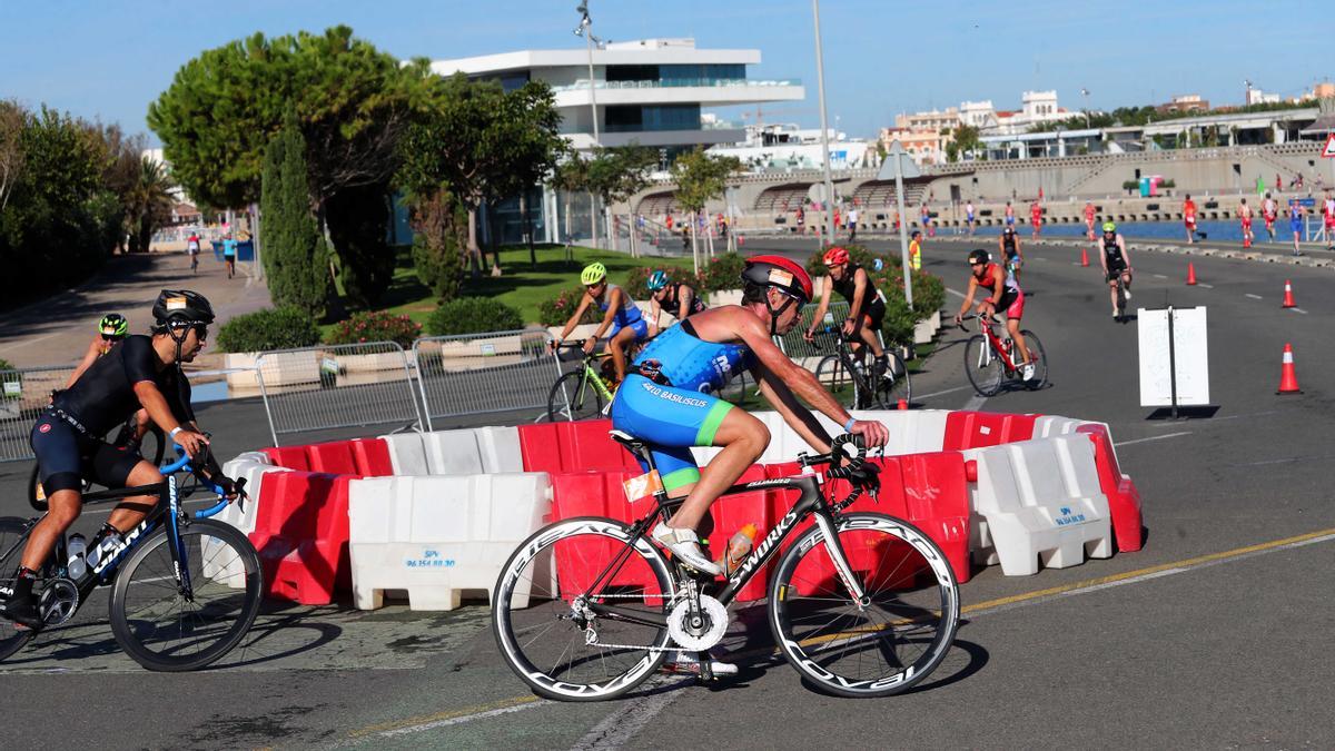 Búscate en las imágenes del Triatlón Olímpico del campeonato de Europa