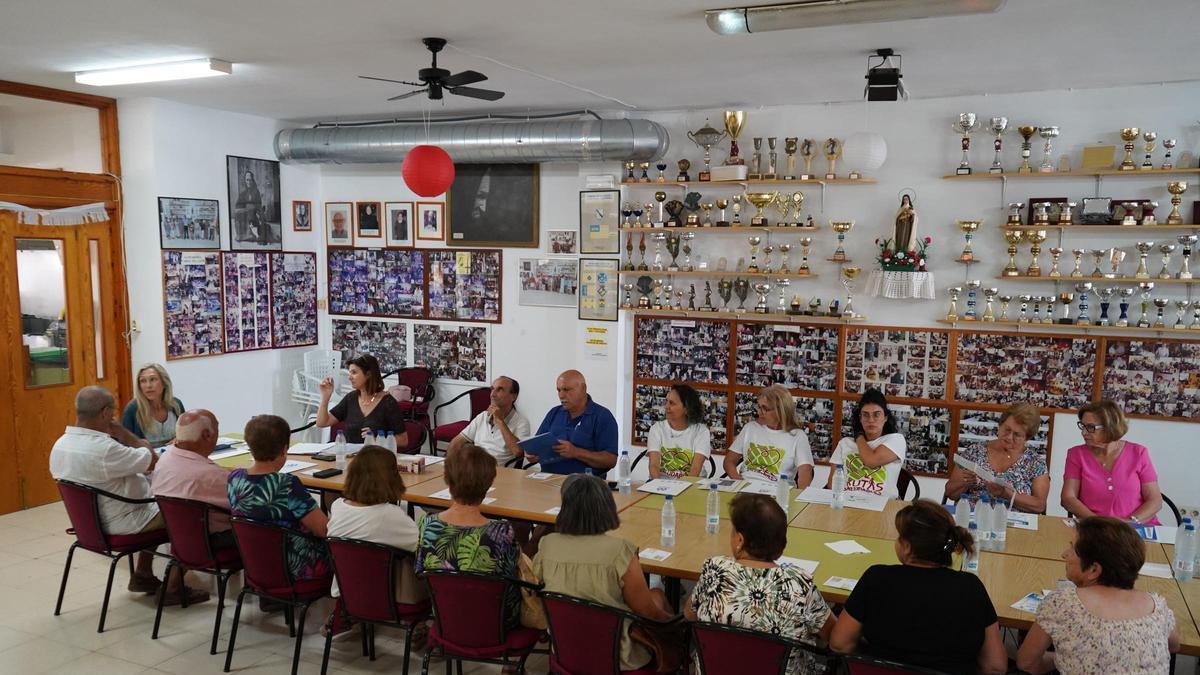Convocatoria de la Taula des Majors en Santa Eulària.