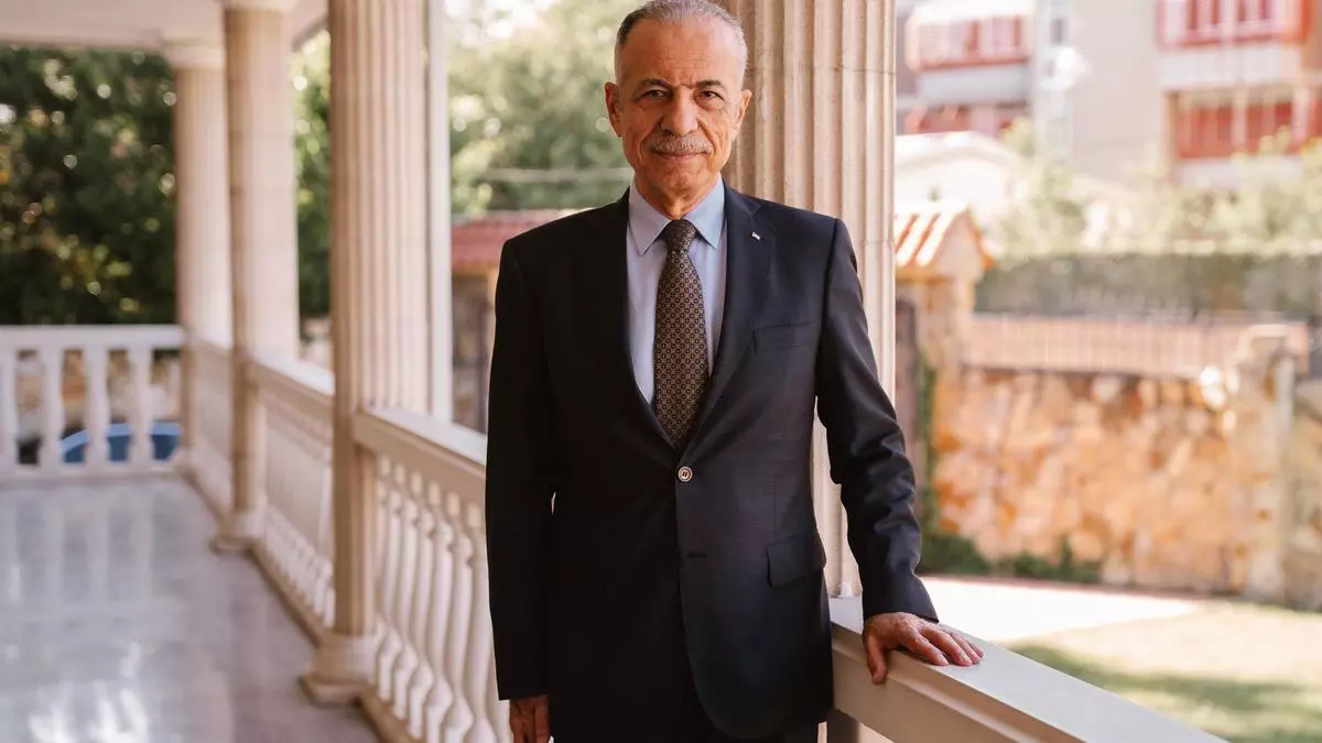 Husni Abdel Wahed, embajador de Palestina: “Europa se jacta de defender valores pero no rompe el comercio con Israel por el genocidio”