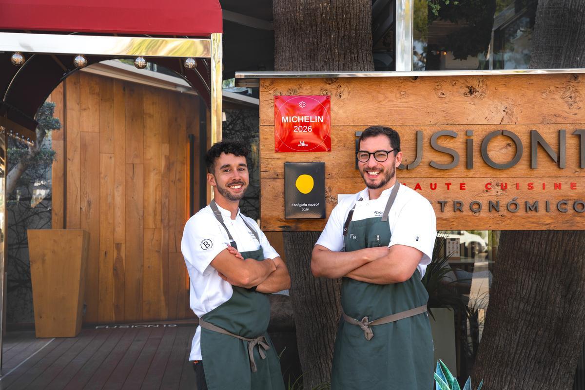 La familia culinaria de Fusion19, liderada por Marc Marsol y Aleix Serra, encarna la precisión, la creatividad y la pasión por el producto que definen el alma del restaurante.