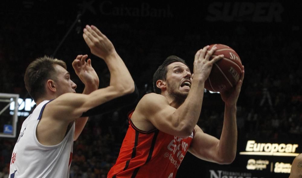 Las mejores imágenes del Valencia Basket - Real Madrid