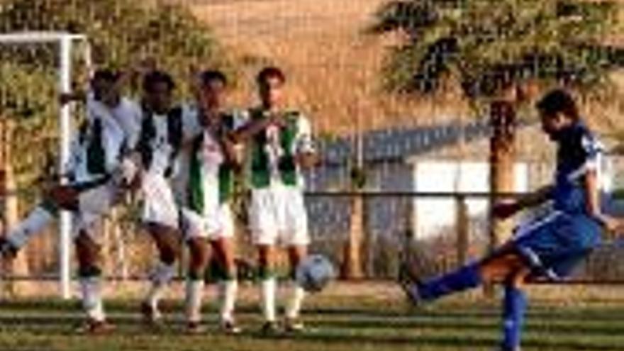 El Córdoba B busca en Cartaya comenzar a remontar el vuelo