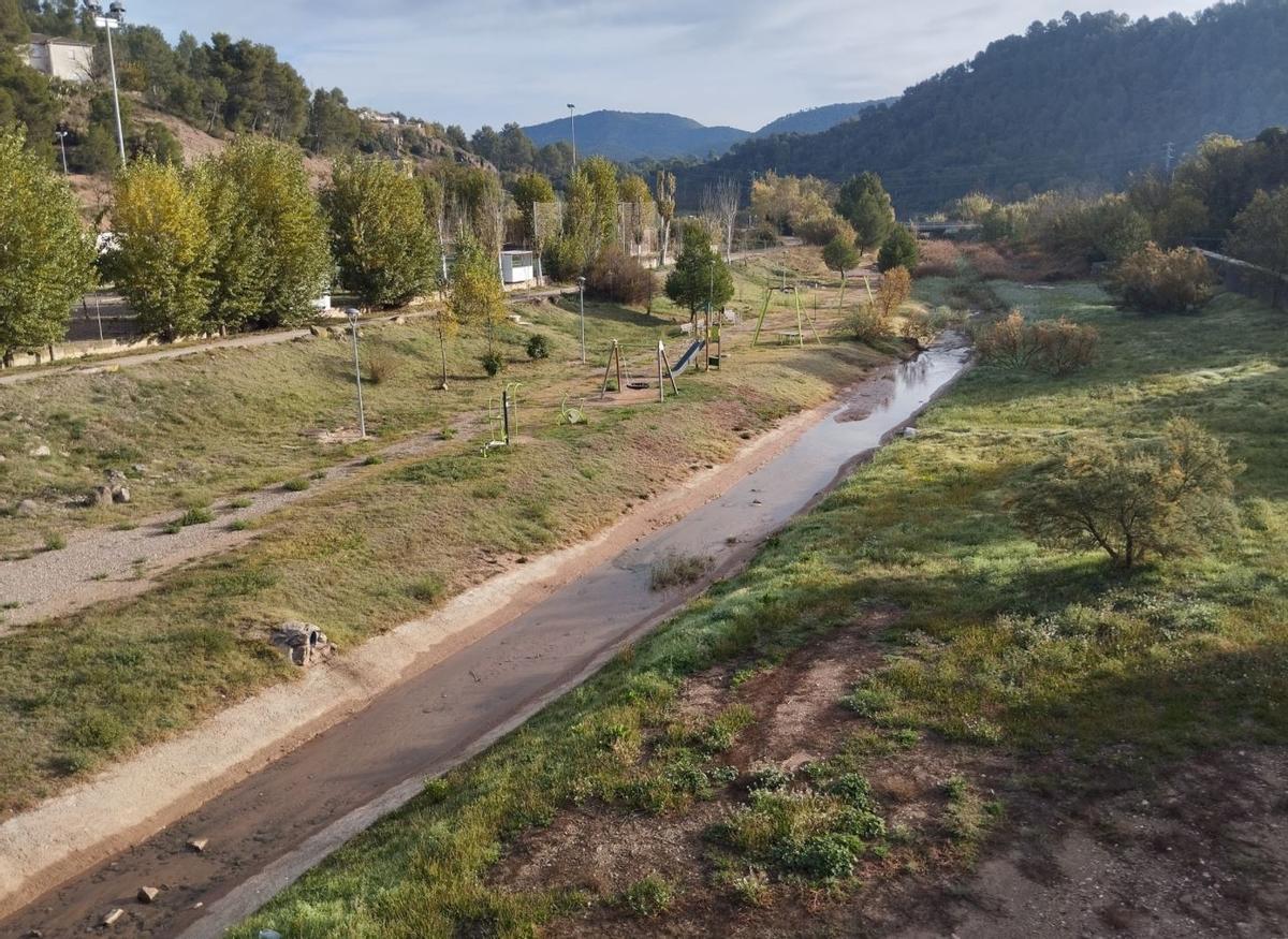 Tram de l'antiga llera que va adequar l'Ajuntament