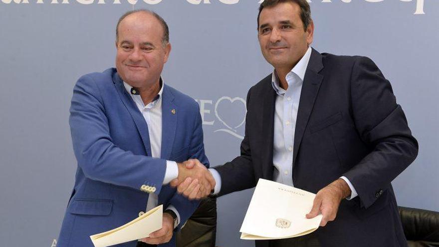 Acuerdo entre Antequera y Puerto Seco para la formación de personal en logística