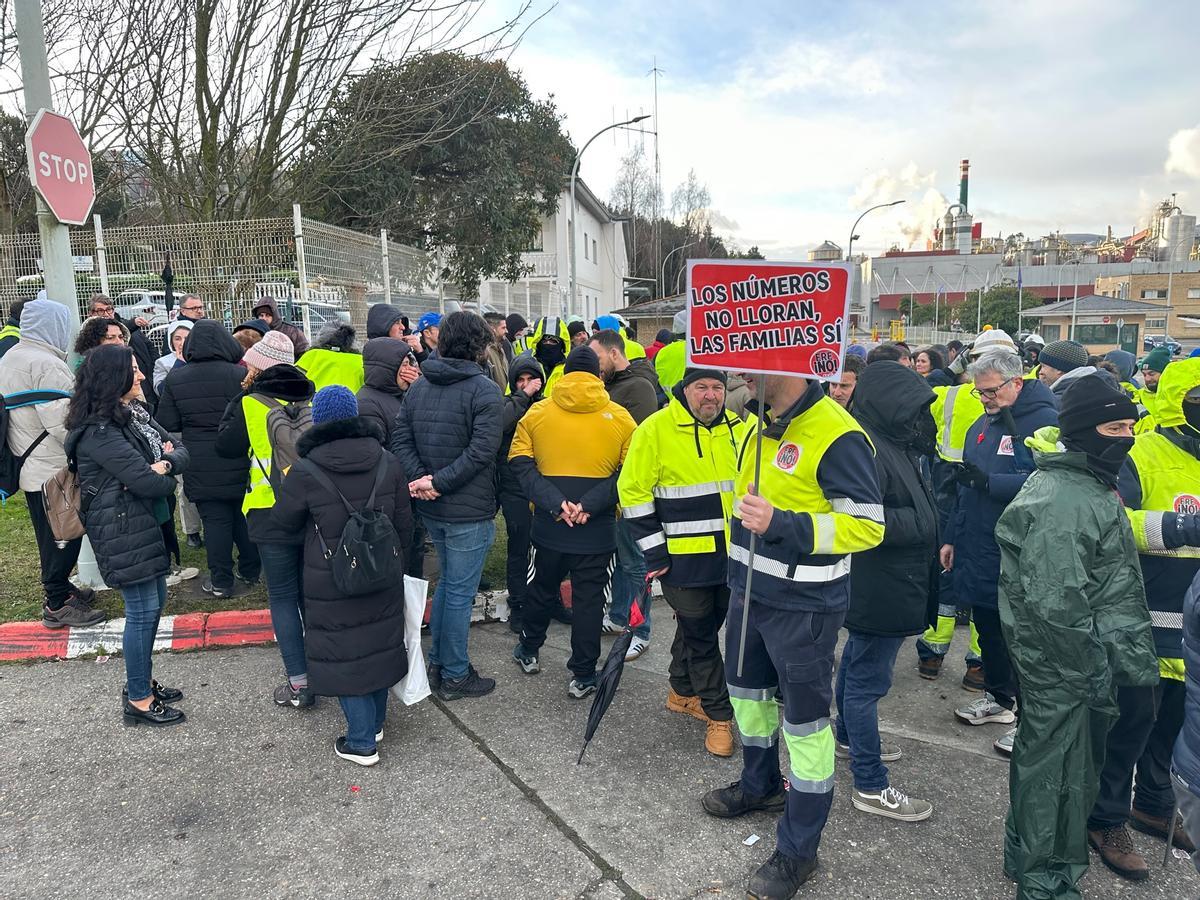 Trabajadores durante las protestas contra el ERE.