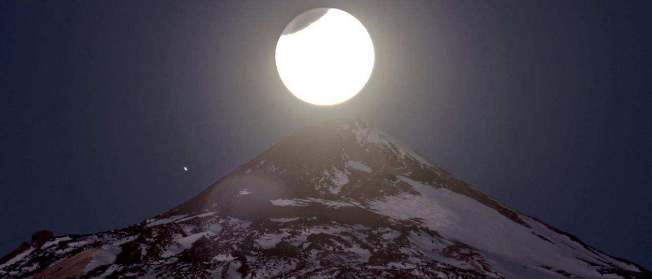 Un eclipse de luna anterior captado desde Canarias.