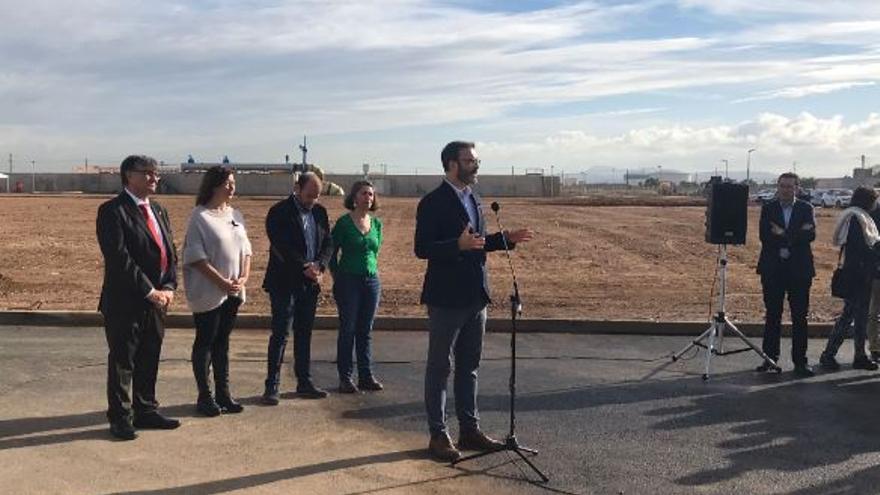 El alcalde de Palma, José Hila, durante la rueda de prensa por la puesta en marcha del nuevo tanque de tormentas.