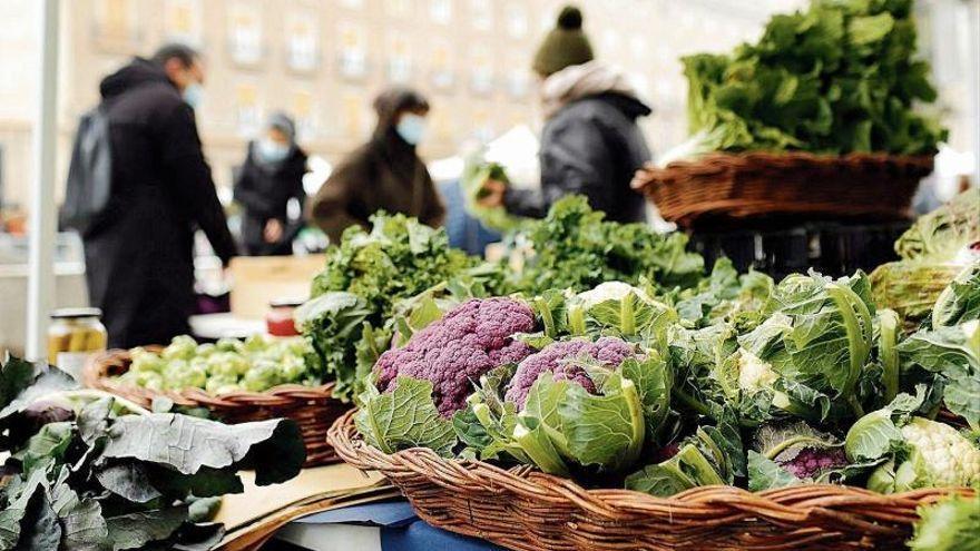 Uno de los mercados agroecológicos de la ciudad de Zaragoza.