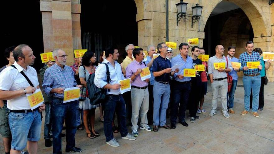 Acto de UPyD en Oviedo contra la secesión de Cataluña.