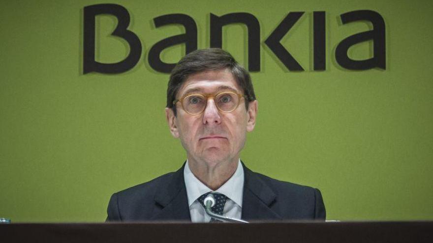 El Gobierno confirma que se estudia la fusión de Bankia y BMN