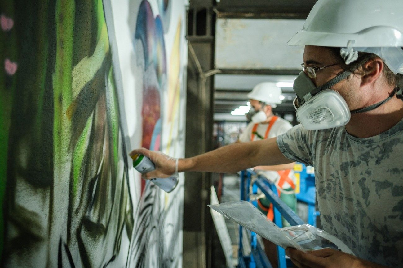 EL DÍA diseña un mural para ensalzar el espíritu de las Islas y su habla en el Día de Canarias