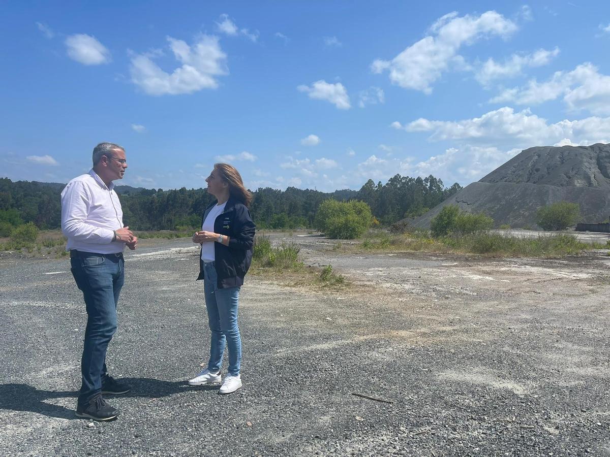 Ángeles Vázquez visitó el vertedero de inertes de Campomarzo en 2023 junto a Ignacio Maril.