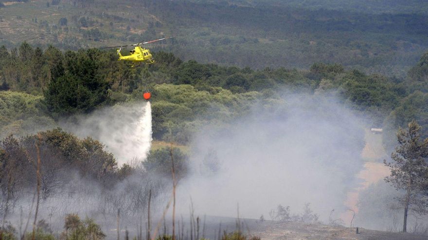 Galicia capta pilotos de Portugal ante la fuga de los suyos a países árabes: allí cobran tres veces más